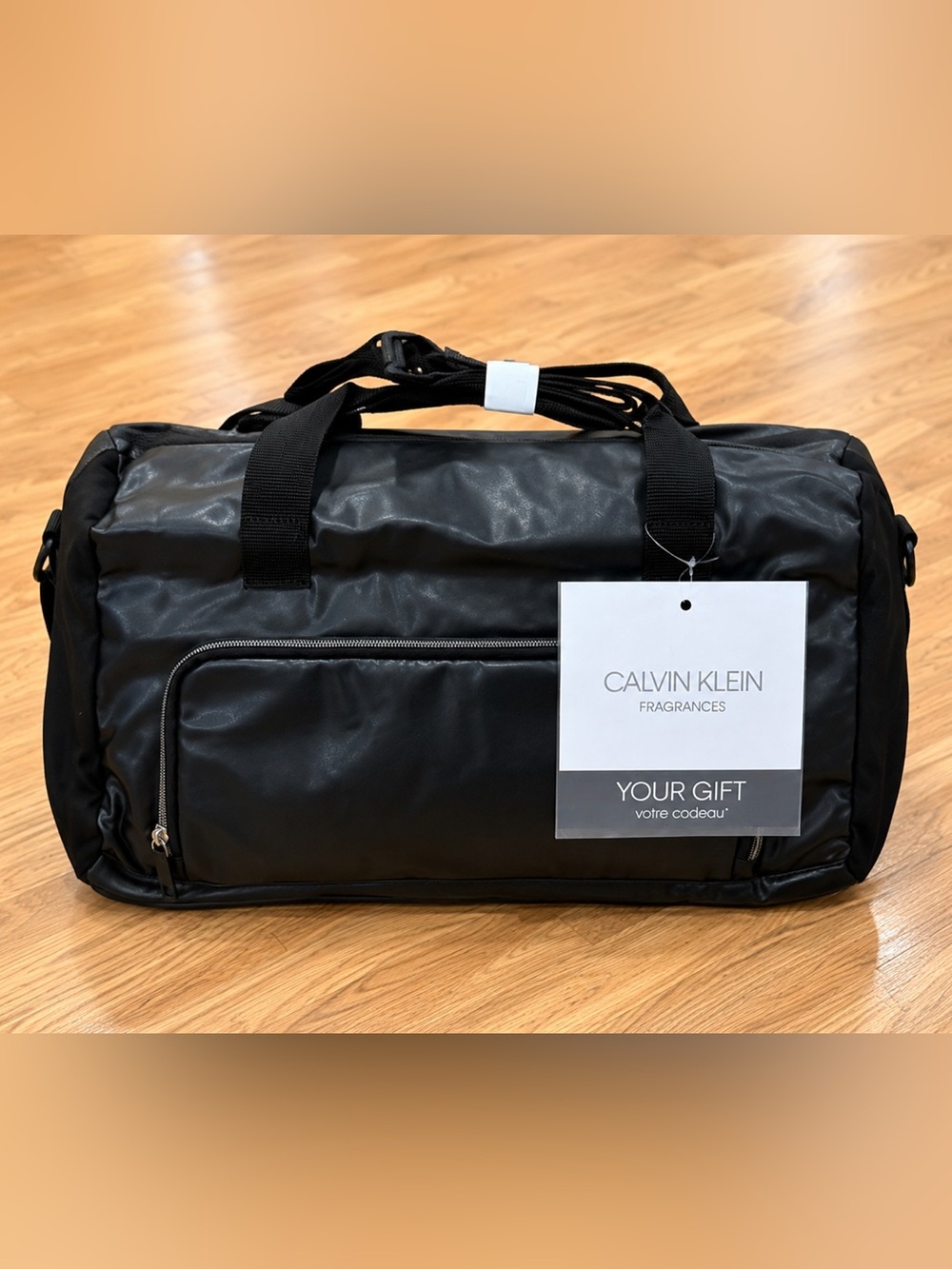 Calvin Klein Fragrances Leather Duffle Bag With  Suede Sides Travel Gym Bag